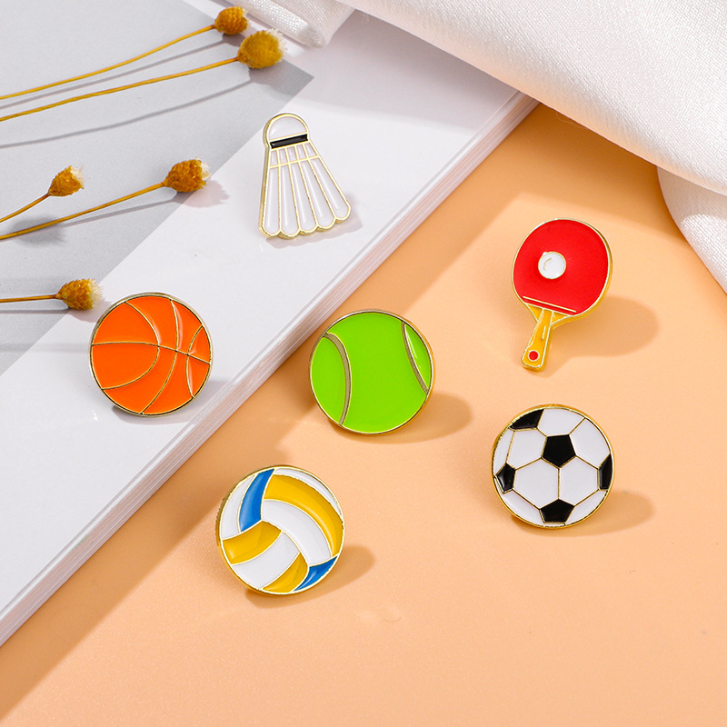 Fußball Cartoon Brosche Basket – Badminton Icon Bewertung und Preis